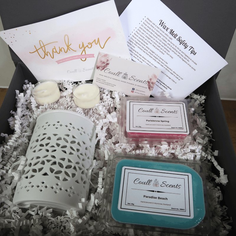 Close up view of what is inside the Wax Melt Gift Set.